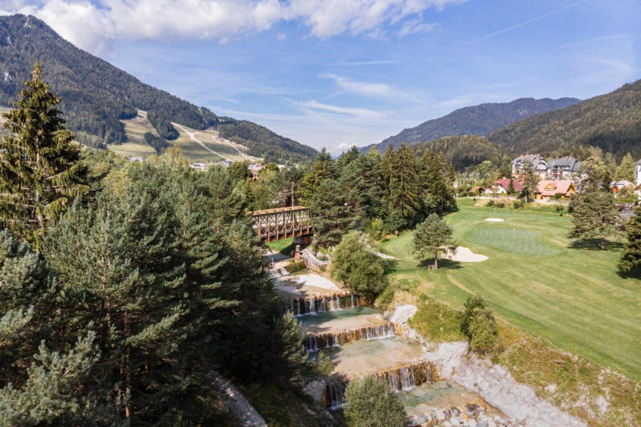 Sport & Sunny Cosy Alpine Retreat Apartamento Kranjska Gora Exterior foto