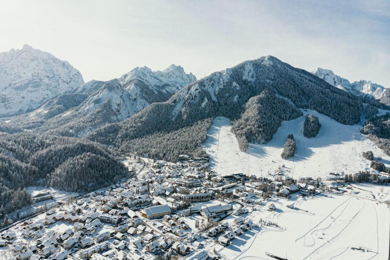 Sport & Sunny Cosy Alpine Retreat Apartamento Kranjska Gora Exterior foto