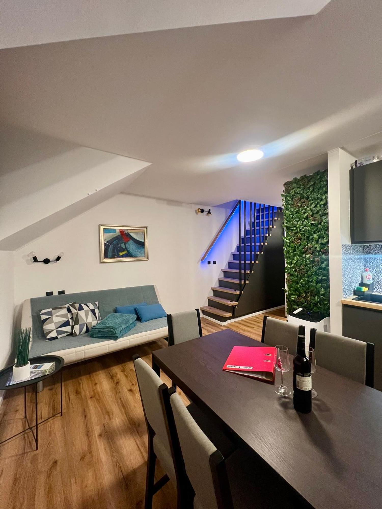 Sport & Sunny Cosy Alpine Retreat Apartamento Kranjska Gora Exterior foto