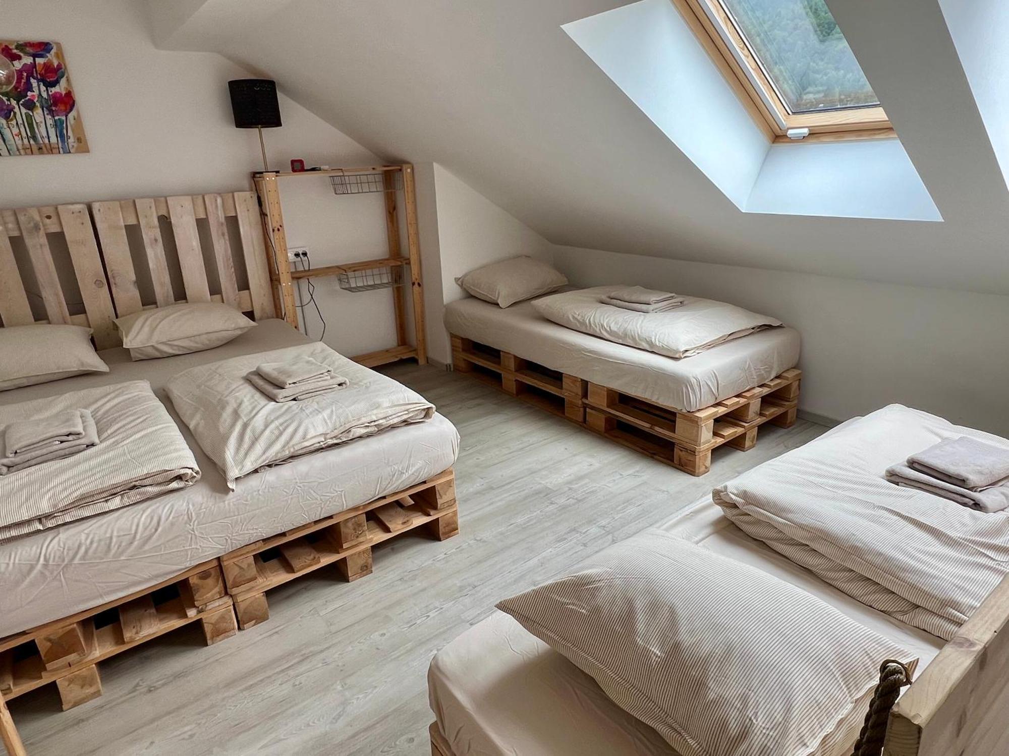 Sport & Sunny Cosy Alpine Retreat Apartamento Kranjska Gora Exterior foto